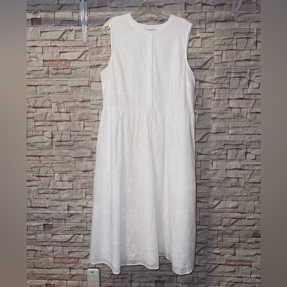 Croft & Barrow White eyelet embroidered tropical leaf Midi Lined Cotton Dress L